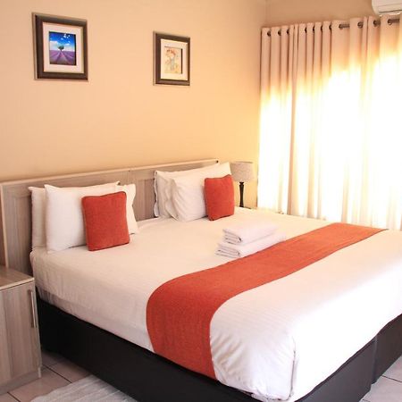 Bridgeville Guest House Gaborone Exteriör bild