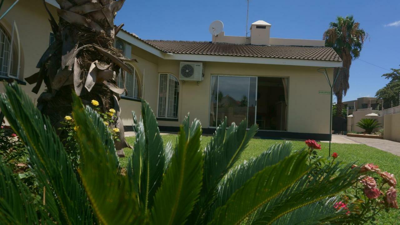Bridgeville Guest House Gaborone Exteriör bild