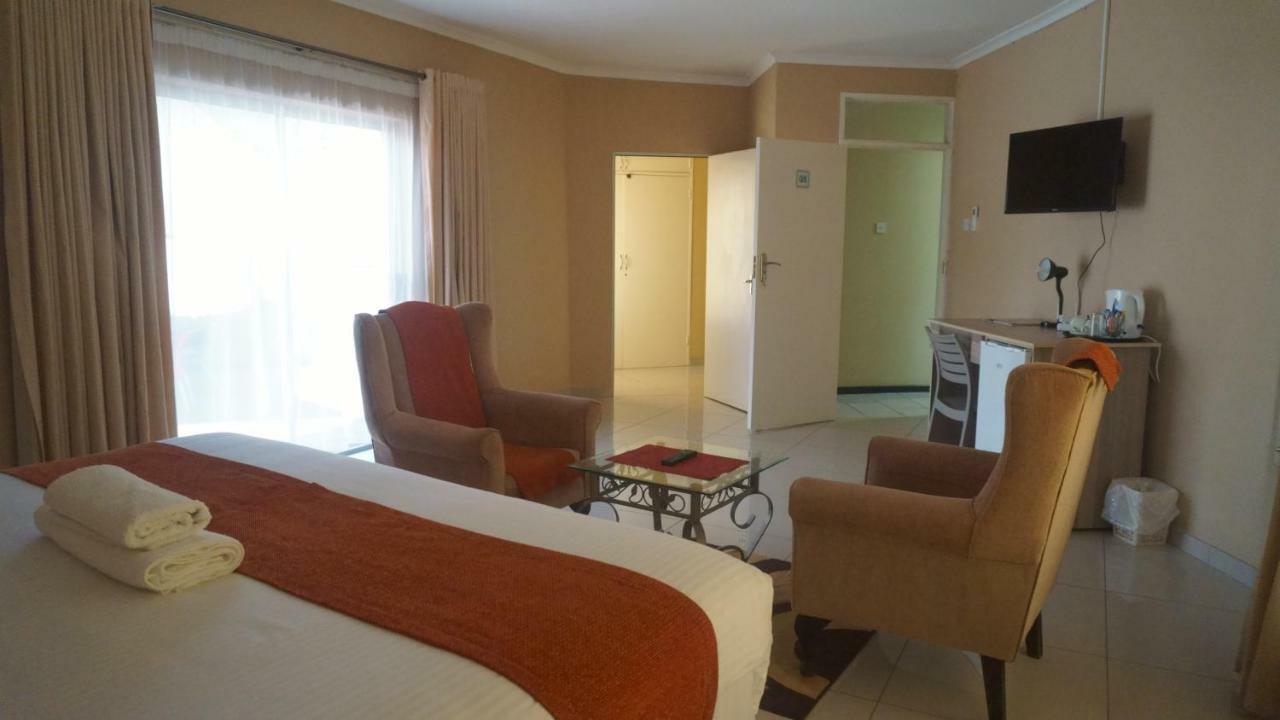 Bridgeville Guest House Gaborone Exteriör bild