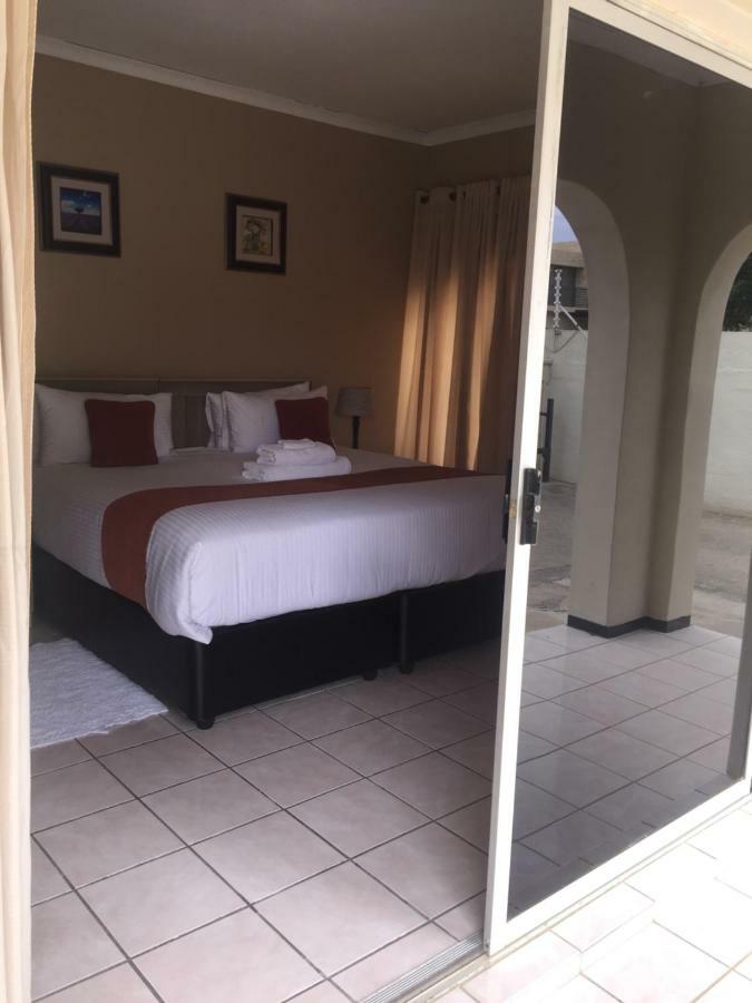 Bridgeville Guest House Gaborone Exteriör bild
