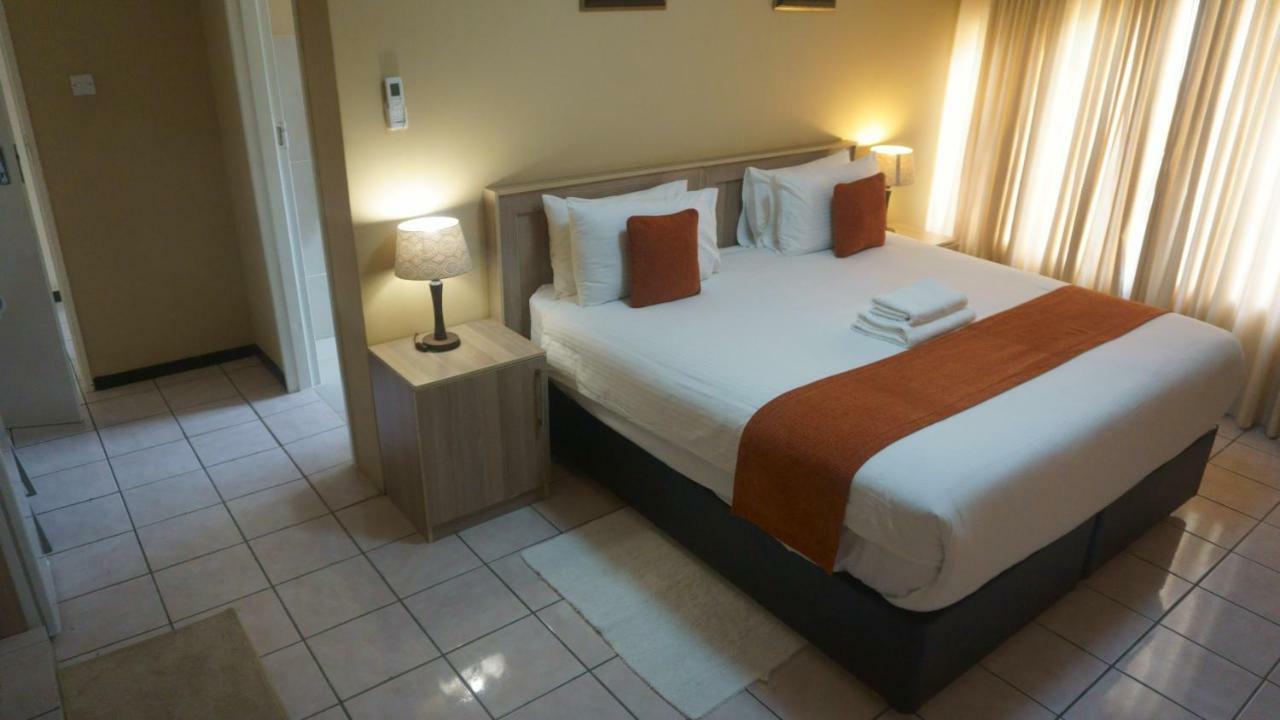 Bridgeville Guest House Gaborone Exteriör bild