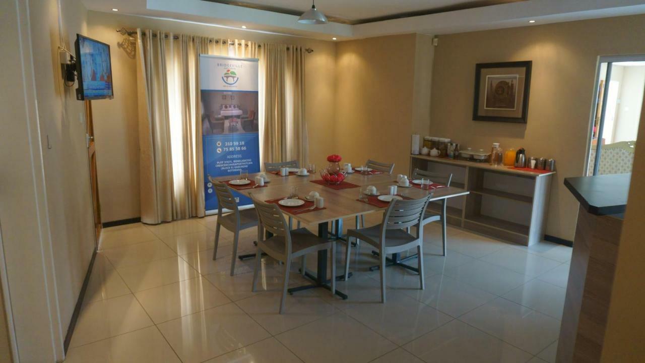 Bridgeville Guest House Gaborone Exteriör bild