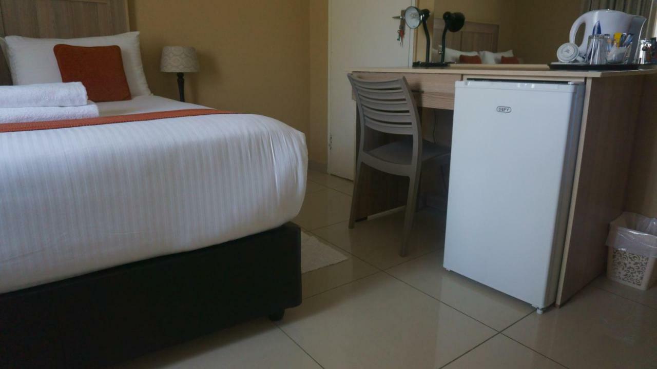 Bridgeville Guest House Gaborone Exteriör bild