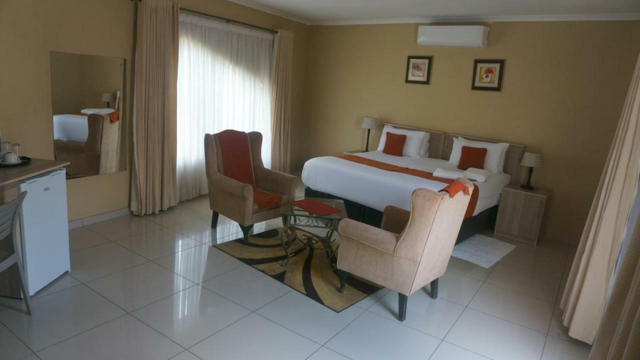 Bridgeville Guest House Gaborone Exteriör bild