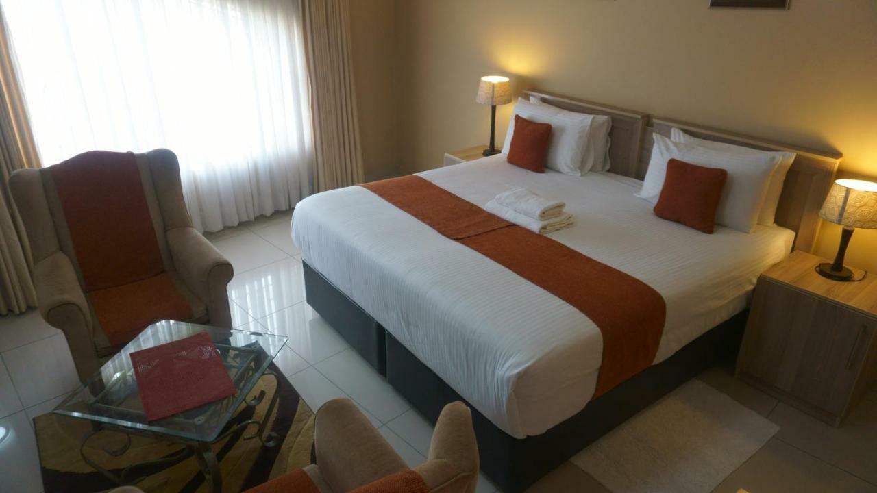 Bridgeville Guest House Gaborone Exteriör bild