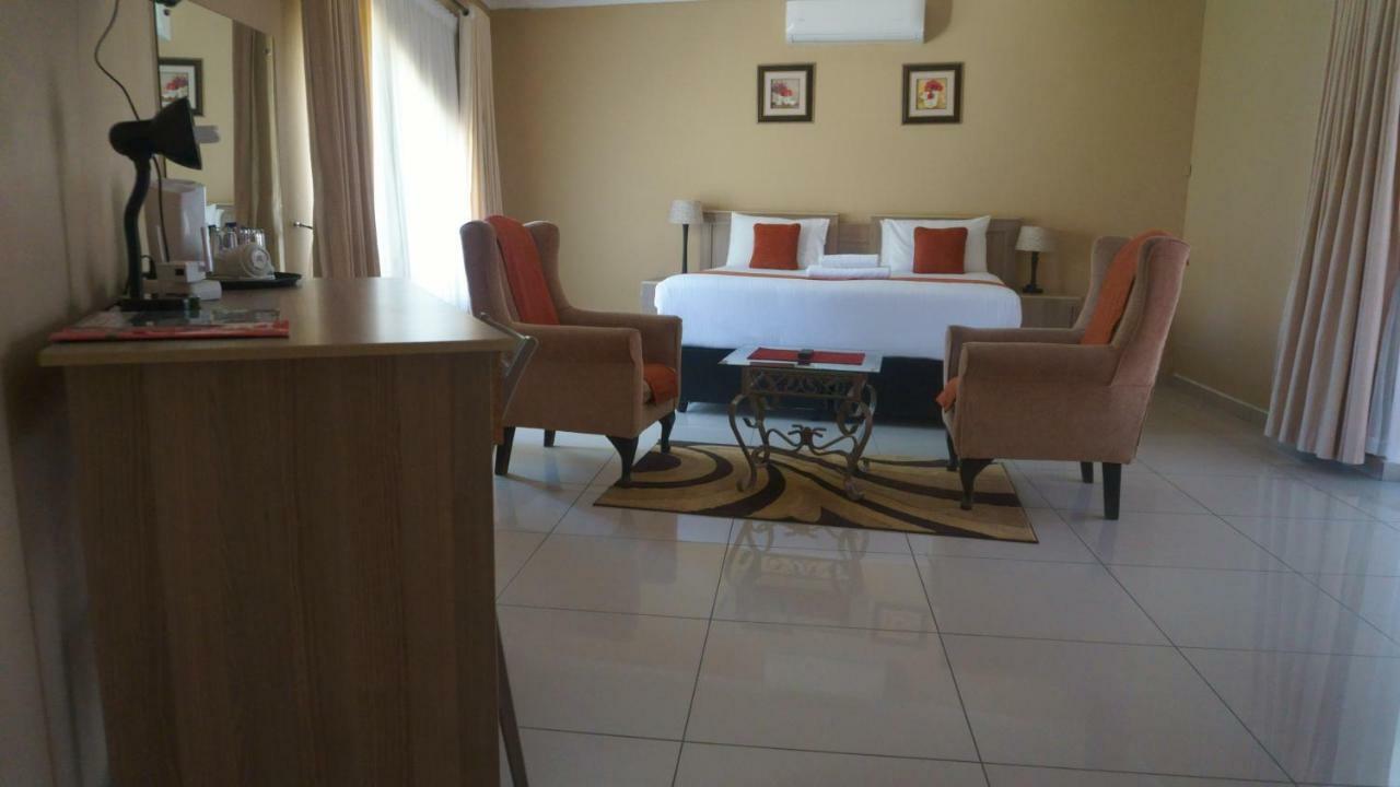 Bridgeville Guest House Gaborone Exteriör bild
